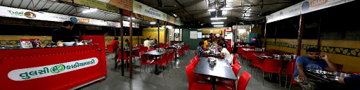 Tulsi Kathiyawadi, Near Gold Cinema, Anand - Vidyanagar Road, Town Hall Rd, Vallabh Vidhyanagar, Anand, Gujarat 388001, India, South_Asian_Restaurant, state GJ