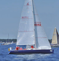 J/100 sailing Bayview Mackinac Race