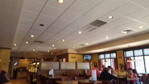 Pizza Restaurant «Pizza Hut», reviews and photos, 636 Lafayette Rd, Seabrook, NH 03874, USA