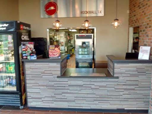 Pizza Restaurant «Pizza Hut», reviews and photos, 2927 Ridge Rd #101, Rockwall, TX 75032, USA