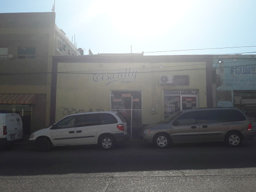 Studio Cesaretty, 20 Norte 69, Centro, 85400 Heroica Guaymas, Son., México, Tienda de fotografía | SON