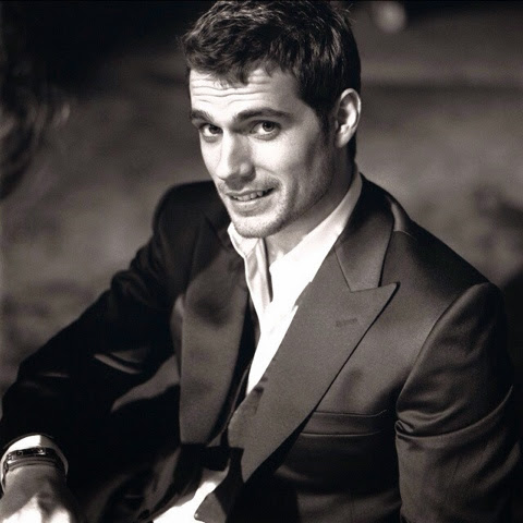 Henry Cavill News: Dunhill Outtake: Henry Looking Handsome In A Tux