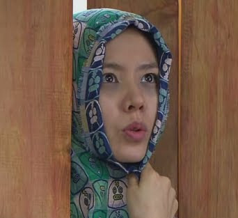 Kae In looks terrifying Son Ye Jin