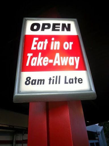 Deluxe Diner