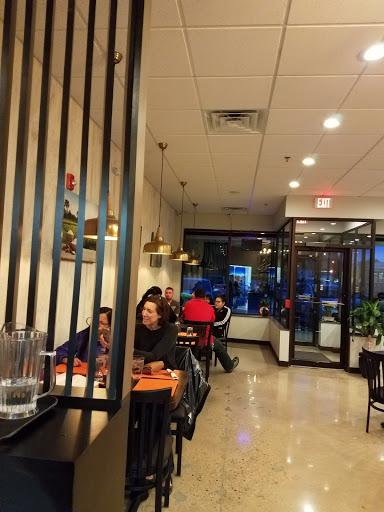Thai Restaurant «Thai Inbox Wilmette», reviews and photos, 122 Skokie Blvd, Wilmette, IL 60091, USA
