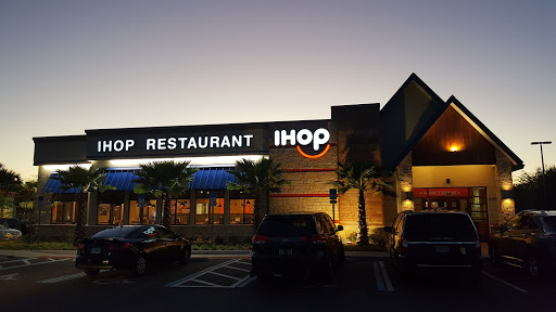 Restaurant «IHOP», reviews and photos, 100 Ambersweet Way, Davenport, FL 33897, USA