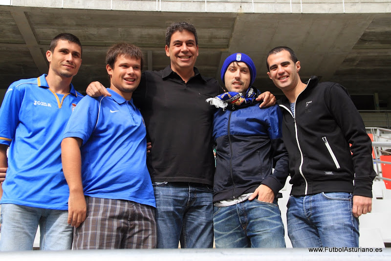 Arturo Elías visitó el entrenamiento del Real Oviedo