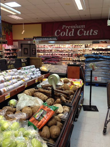 Grocery Store «ShopRite of Metro Plaza», reviews and photos, 400 Marin Blvd, Jersey City, NJ 07302, USA