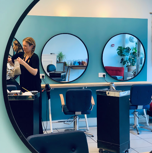 ReFresh | Contemporary Organic Hair Beauty Salon | Cambridge logo