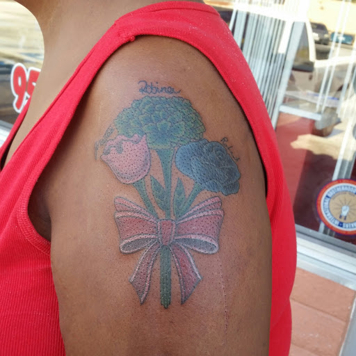 Tattoo Shop «Ink Sanity», reviews and photos, 31089 Riverside Dr, Lake Elsinore, CA 92530, USA