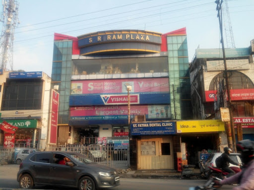 Vishal Mega Mart, 52 A, 52 B Dilaram Bazar, Shree Ram Plaza,Rajpur Road, Kandholi, Dehradun, Uttarakhand 248001, India, Shopping_Destination, state UK