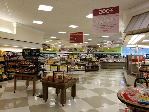 Grocery Store «Ingles Market», reviews and photos, 780 Hendersonville Rd, Asheville, NC 28803, USA