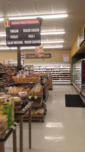 Grocery Store «Wakefield Great Valu», reviews and photos, 608 S County Dr, Wakefield, VA 23888, USA