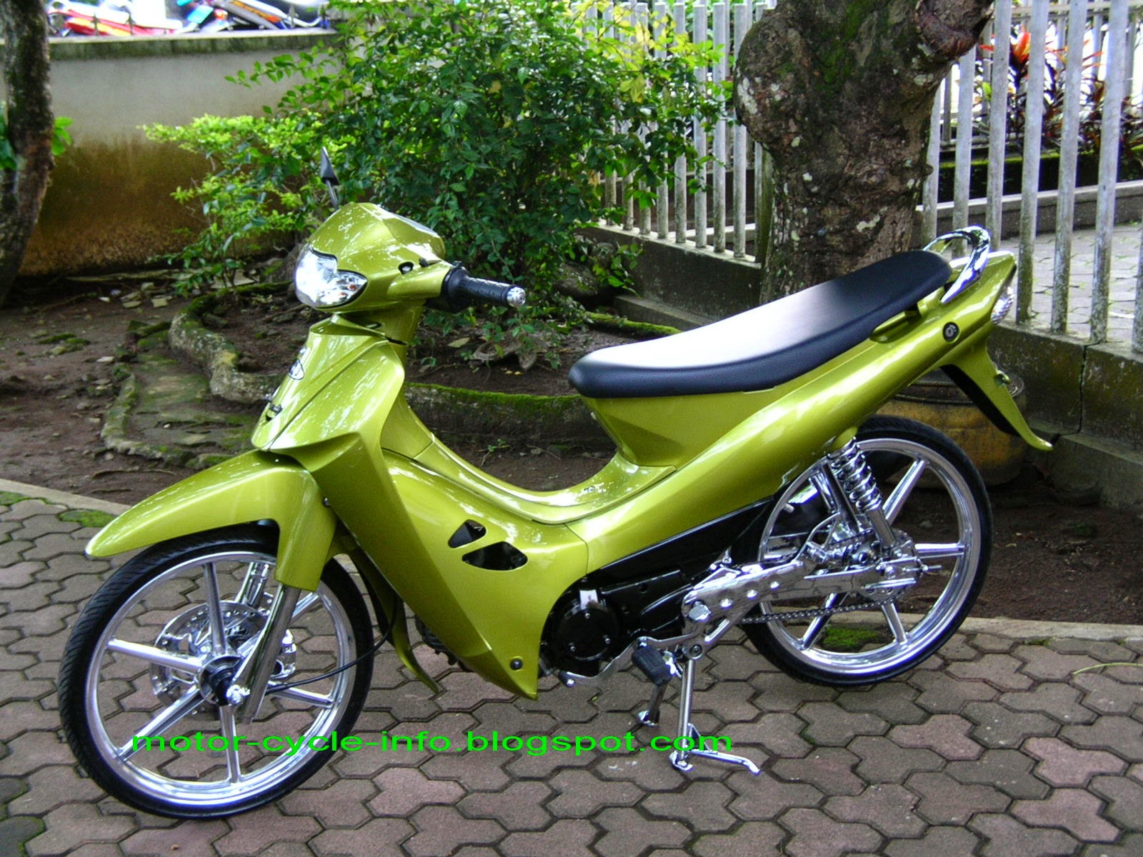 Kawasaki D  Tracker  Modifikasi  Supermoto Thecitycyclist