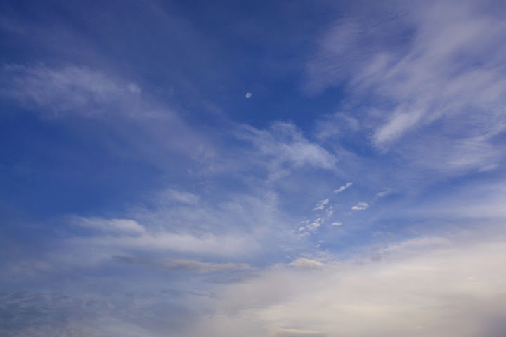 天を舞う朱雀の雲