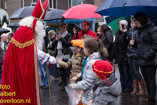 Intocht Sinterklaas overloon 16-11-2014 (37).jpg