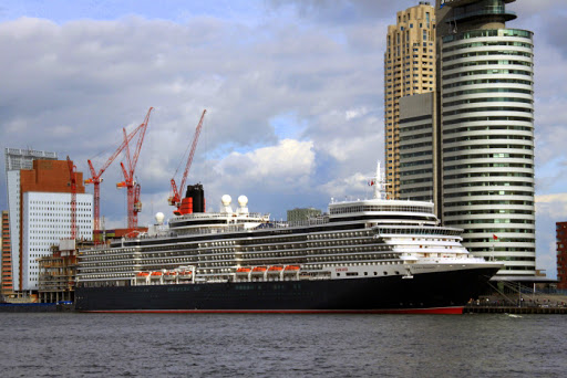 Cunard Lines - Queen Elizabeth