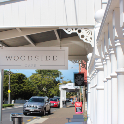 Woodside Cafe logo