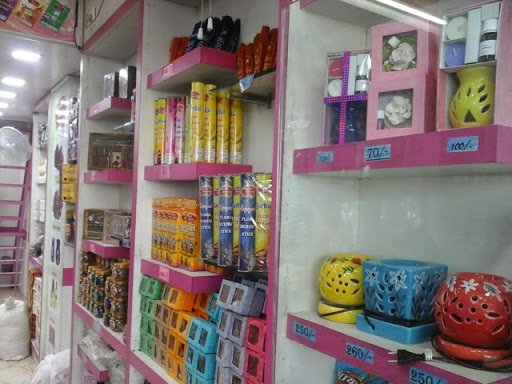 Lajpat Rai Samagri Store, 856, Qutab Road, Sadar Bazaar, Sadar Bazaar, New Delhi, Delhi 110006, India, Religious_Goods_Shop, state DL