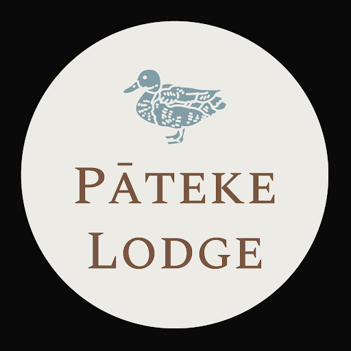 Pateke Lodge logo