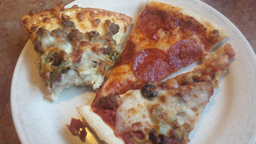 Pizza Restaurant «Unhinged! Pizza», reviews and photos, 2408 9th St E, Glencoe, MN 55336, USA