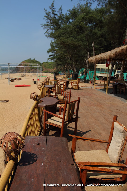 Beach facing tables