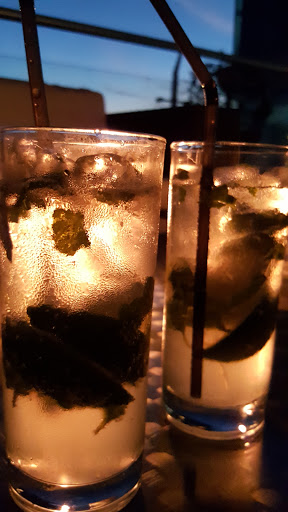 White Moon Bar