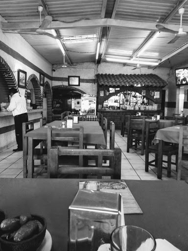 Restaurant El Barzon, Blvd. Aeropuerto, Campestre San Jose, León, Gto., México, Restaurante | GTO