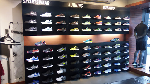 Nike, Near Sony Center Electrical Shop, Town Hall Rd, Vallabh Vidhyanagar, Anand, Gujarat 388120, India, Football_Shop, state GJ