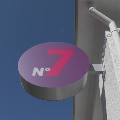 N°7 logo