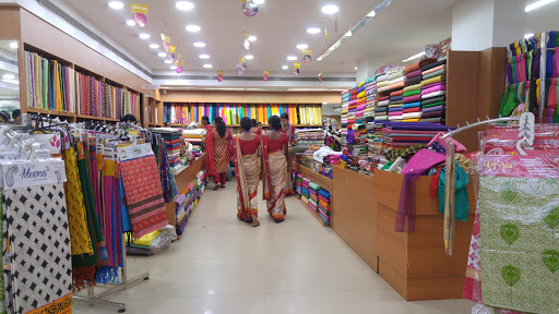 Pulimoottil Silks, Palace Rd, Chembukkav, Thrissur, Kerala 680020, India, Clothing_Shop, state KL