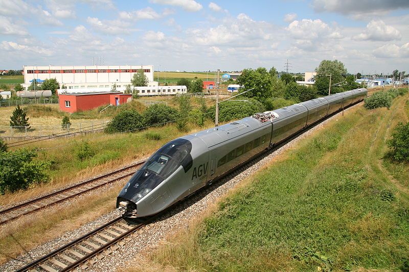 Les trains du future 800px-Alstom_AGV_Cerhenice_img_0365