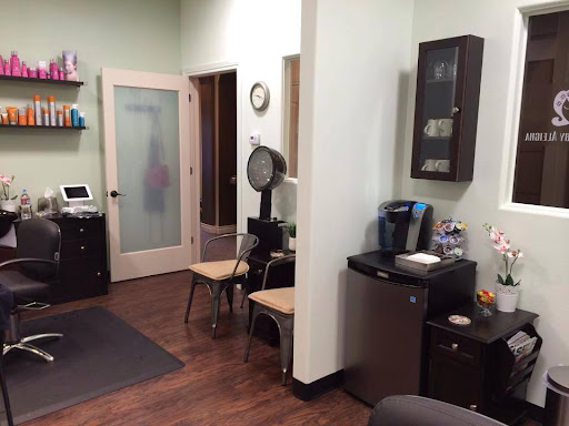 Beauty Salon «Captivate Beauty Services», reviews and photos, 11 Wilcox St, Castle Rock, CO 80104, USA
