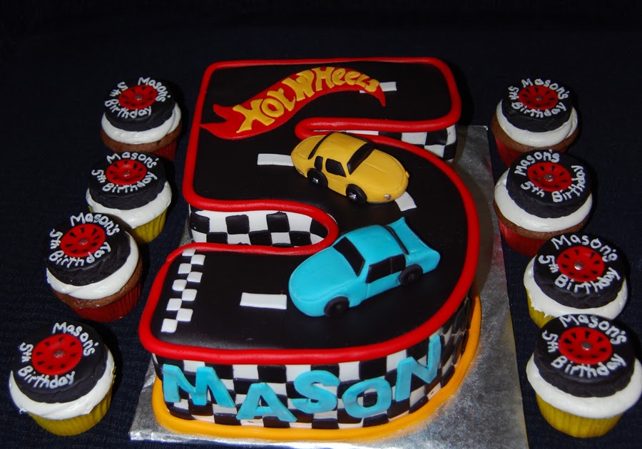 Leelees Cakeabilities Hot Wheels Cake and cupcakes