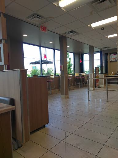 Fast Food Restaurant «Burger King», reviews and photos, 259 Cochituate Rd, Framingham, MA 01701, USA