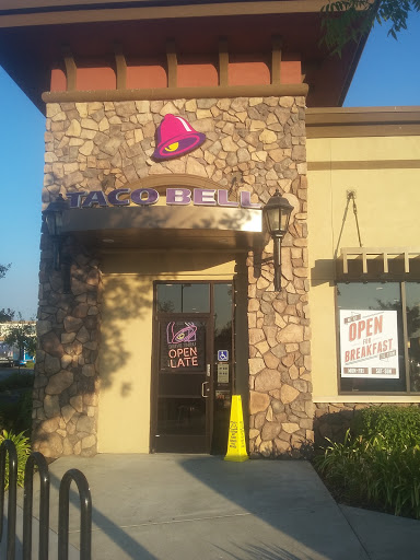 Mexican Restaurant «Taco Bell», reviews and photos, 37 Lincoln Blvd, Lincoln, CA 95648, USA