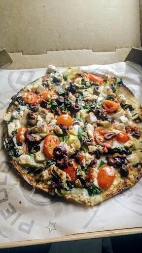 Pizza Restaurant «Pieology Pizzeria», reviews and photos, 2092 N Bellflower Blvd, Long Beach, CA 90815, USA