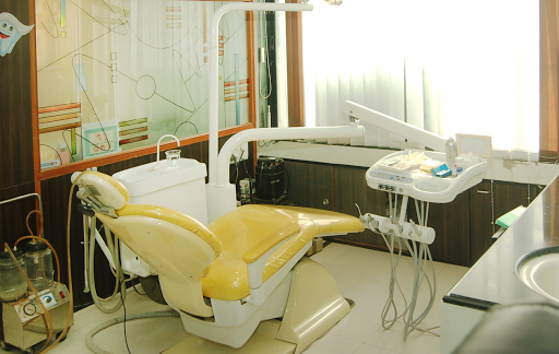 Shree Dental Clinic, F1, First Floor, DYS Plaza,, Arogya Mandir,, Ratnagiri, Maharashtra 415612, India, Clinic, state MH