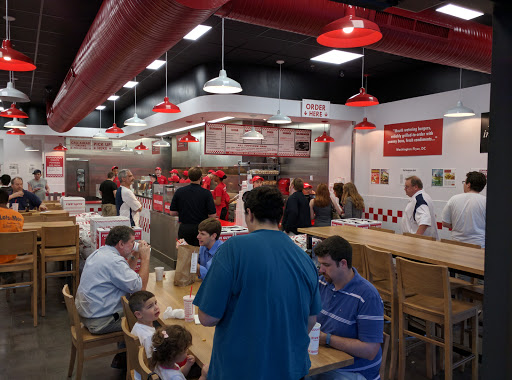 Fast Food Restaurant «Five Guys», reviews and photos, 1442 Pleasant Valley Rd, Manchester, CT 06042, USA