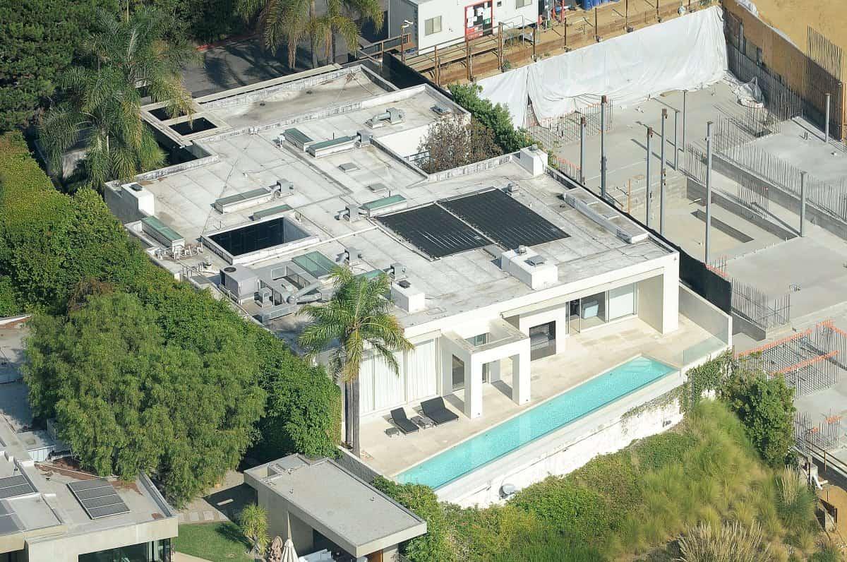 Aerial front view of Keanu Reeve's house