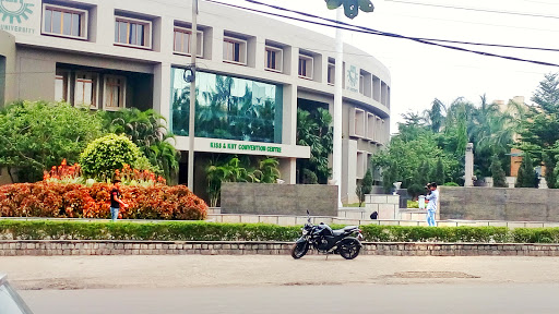 Central Library & ICT Cell, Chandaka Industrial Estate, K I I T University, Patia, Khordha, Bhubaneswar, Odisha 751024, India, Library, state OD