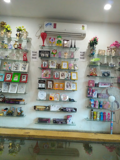 ruby gift shop, Govind Nagar Main Rd, Govindnagar, Dahod, Gujarat 389151, India, Festive_Gifts_Store, state GJ