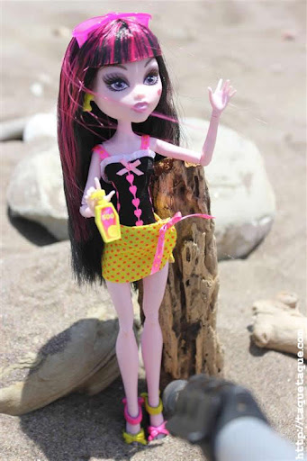 mis Monster High Gloom Beach en la playa (Estepona - Málaga)