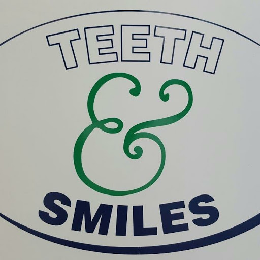 Teeth & Smiles Dental Clinic logo