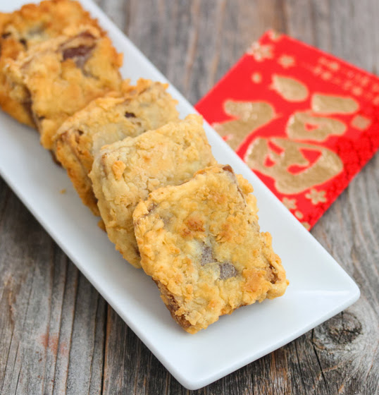 close-up photo of deep fried Chinese New Year Cake