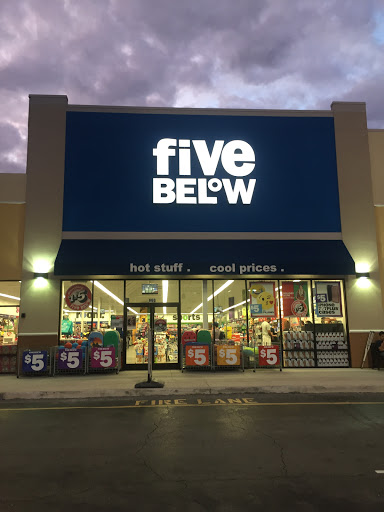 Variety Store «Five Below», reviews and photos, 5295 International Dr #660, Orlando, FL 32819, USA