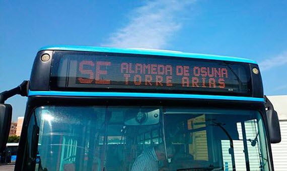 Autobús EMT entre Alameda de Osuna y Torre Arias por obras en Metro línea 5