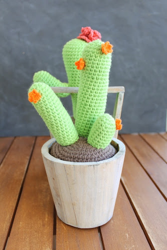 Not 2 late to craft: Cactus de ganxet núm. 2 / Crocheted cactus nº2