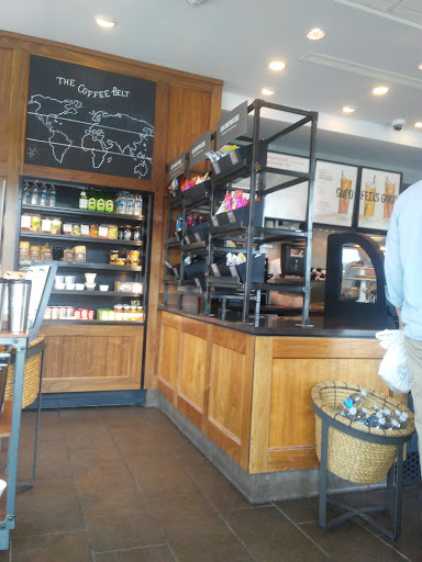 Coffee Shop «Starbucks», reviews and photos, 1 Parker Harding Plaza, Westport, CT 06880, USA