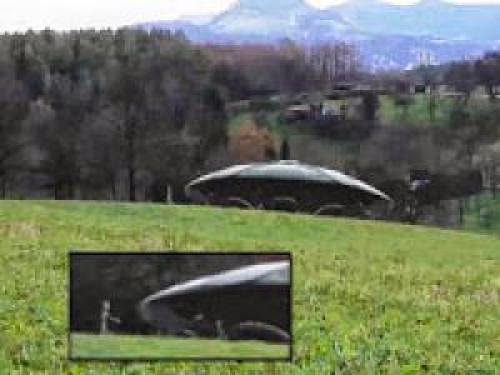 Ufo With Aliens Caught On Camera Dec 6 2013